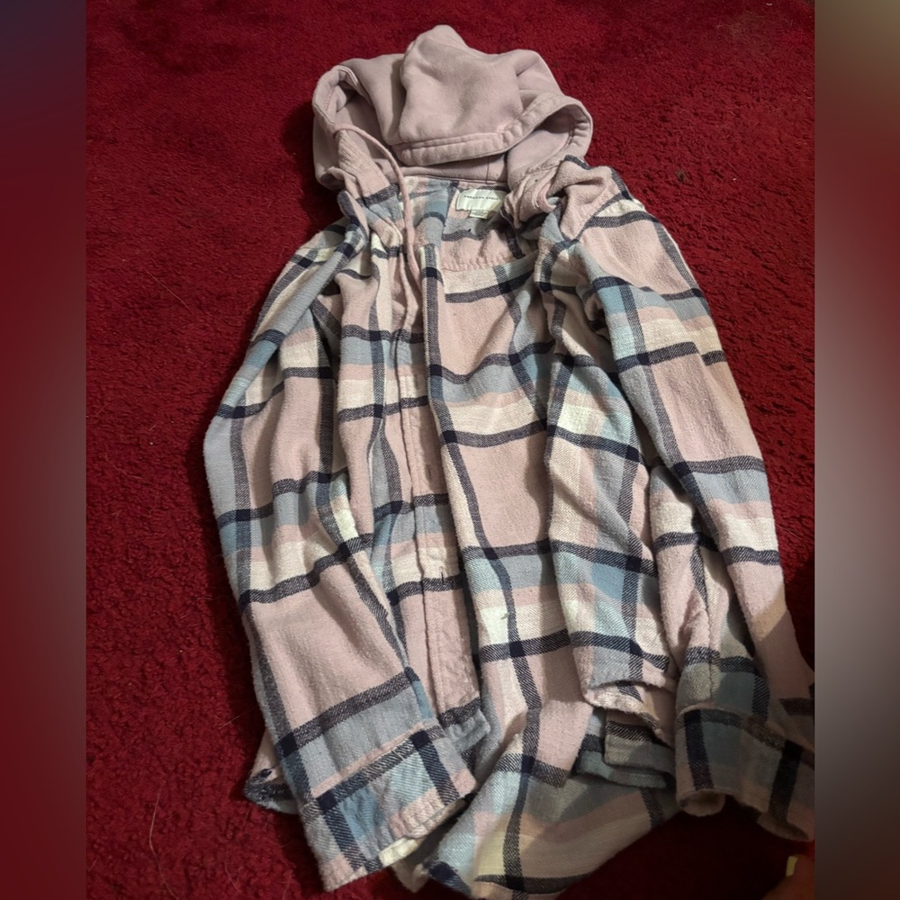 Plaid hooded shirt
